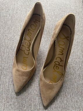 Sam Edelman Margie Suede Stiletto Pumps Size 7.5 Beige Tan Pointed Toe Heels